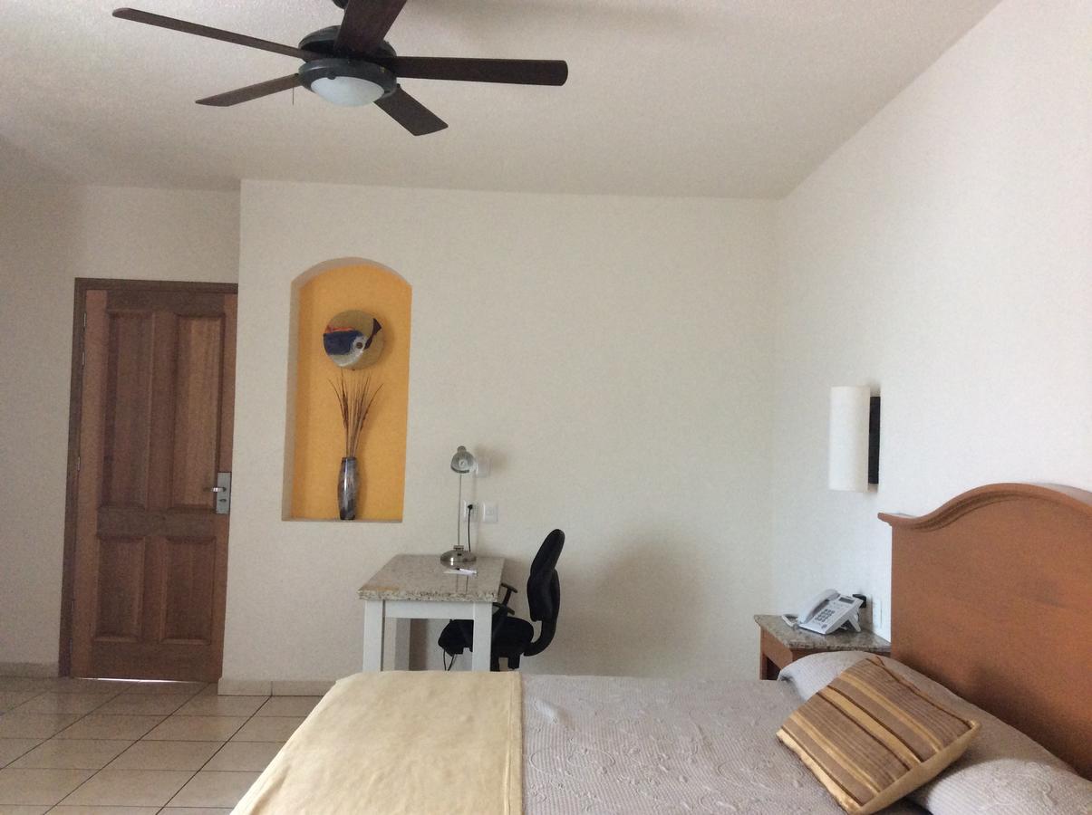 Hotel Fuerte Real Ciudad Guzman Pokoj fotografie