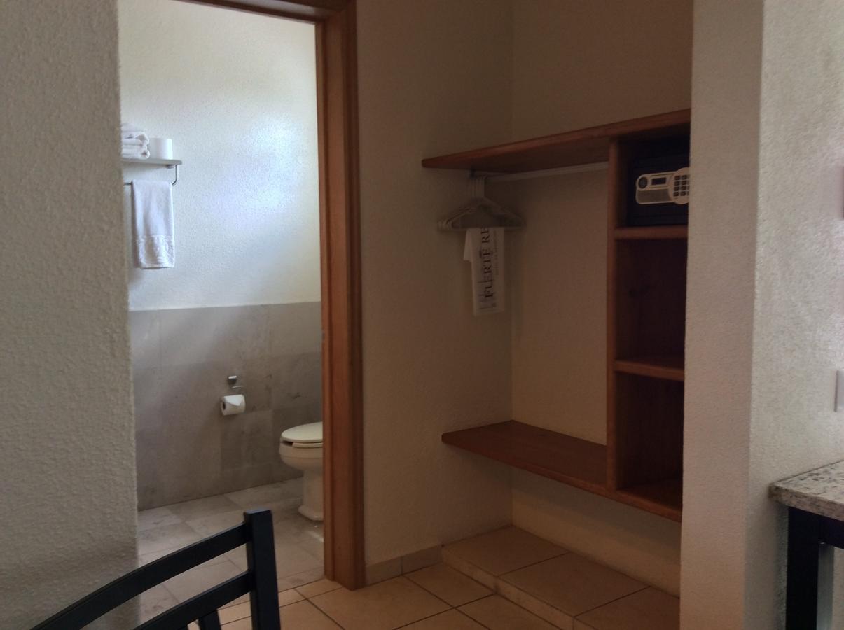 Hotel Fuerte Real Ciudad Guzman Pokoj fotografie